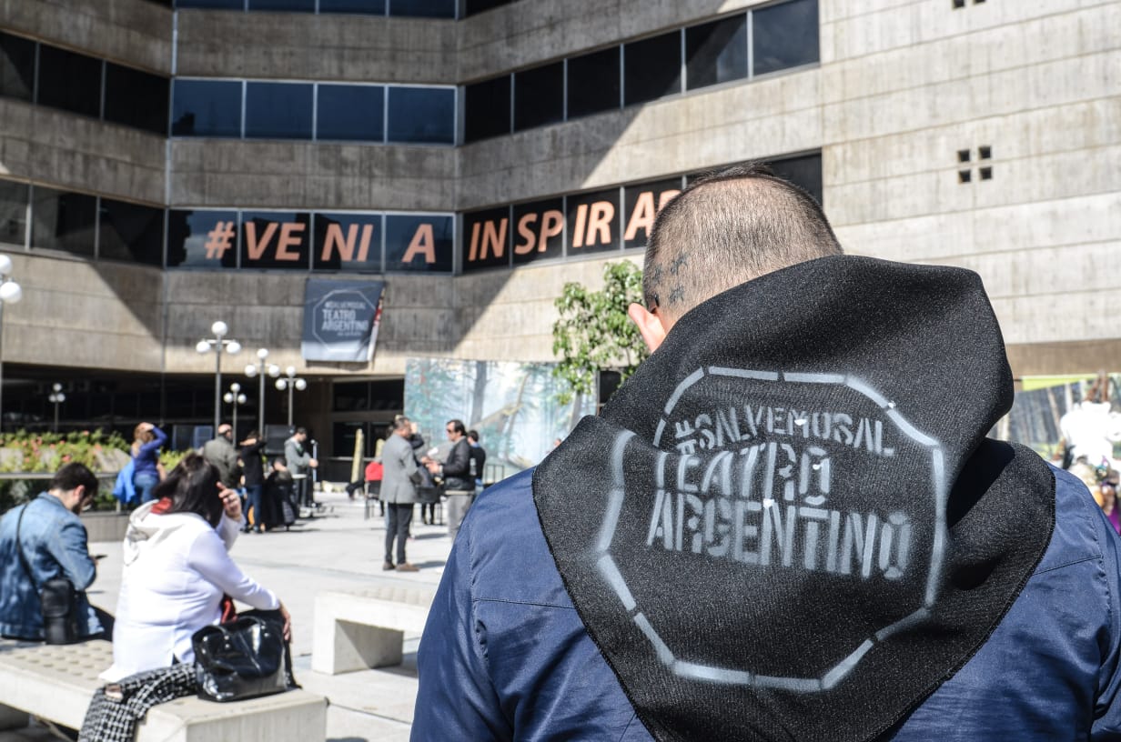 La Plata: sigue el reclamo de los trabajadores y trabajadoras del Teatro Argentino