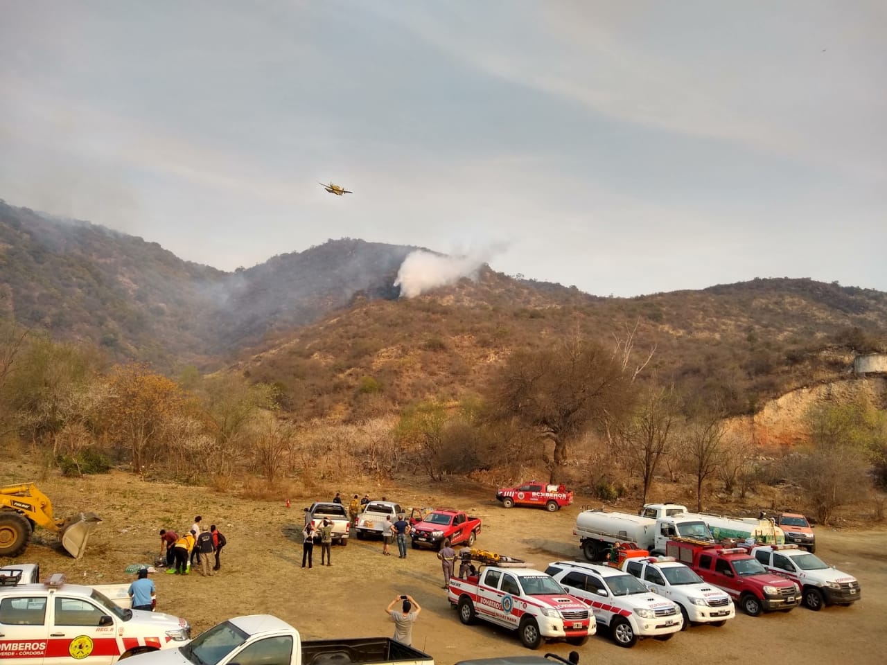 Se logró detener el avance del fuego en Villa Carlos Paz