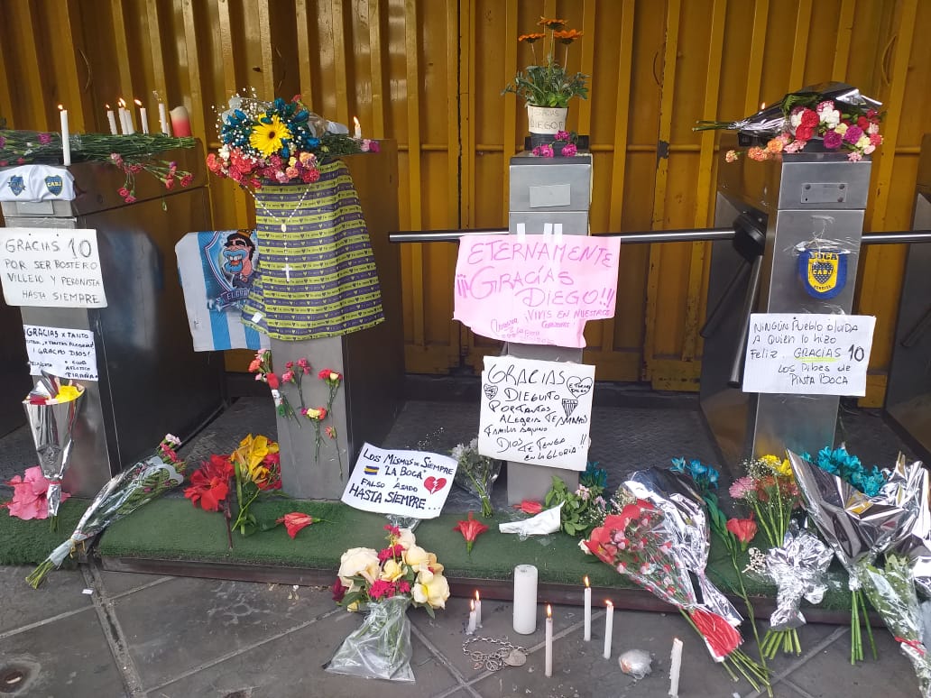 La Boca: “Gracias Diego por haberme hecho tan feliz”
